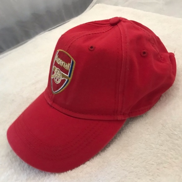 Arsenal Adjustable Red Cotton Ball Cap - Picture 5 of 14